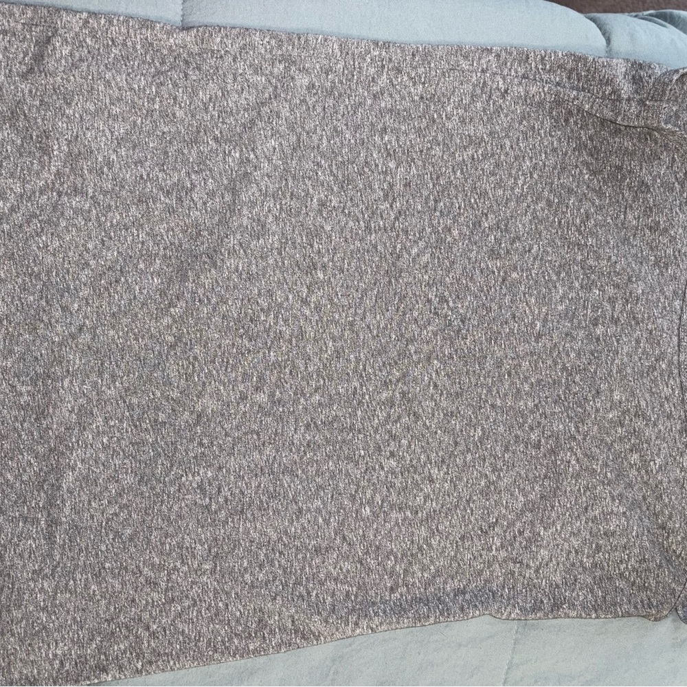 Navy and Gray Tanks from Buckle - Picture 5 of 5